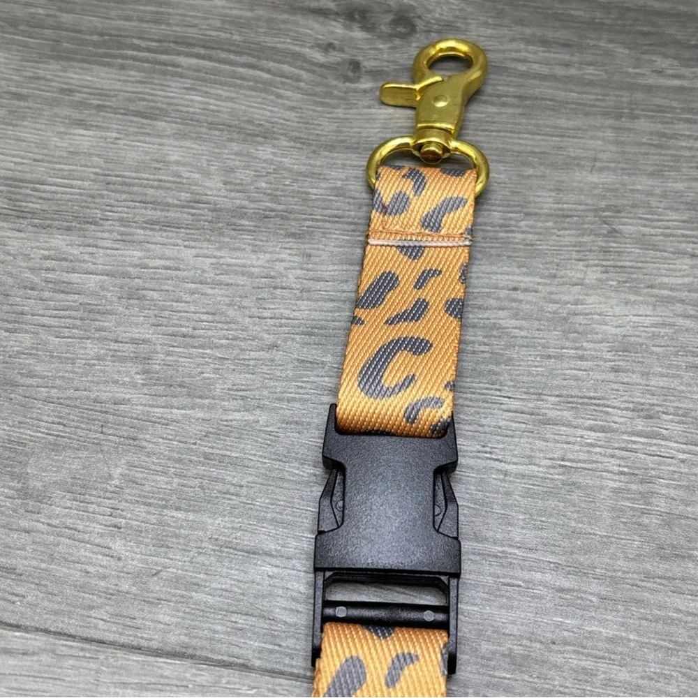 Simply Southern Lanyard Orange And Grey Leo Leopard Pattern With Clip